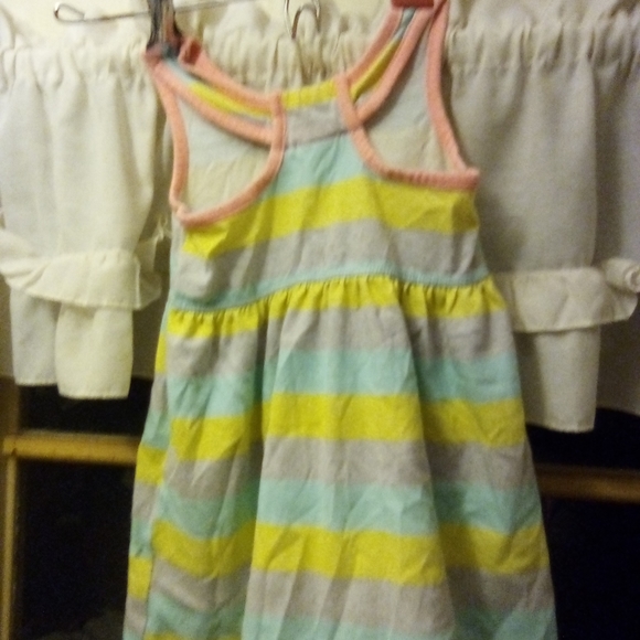 3 outfits - 2 Girls dresses and 1 long sleeve onesie... size 2t,24 mo, 12 mo. - Picture 9 of 10